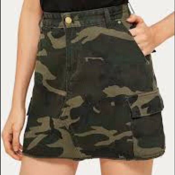 Topshop green camo denim mini skirt size 8 - Picture 2 of 14